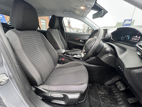 50kWh Active Auto (7kW Charger) 0.0 5dr Hatchback Automatic Electric