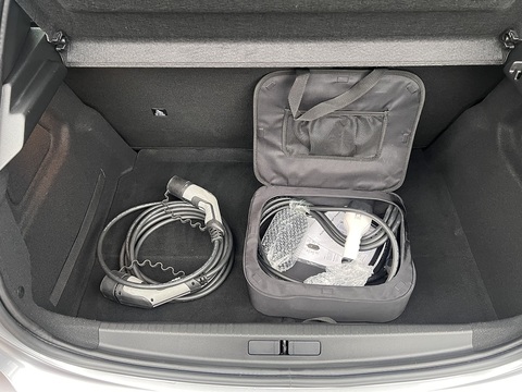 50kWh Active Auto (7kW Charger) 0.0 5dr Hatchback Automatic Electric