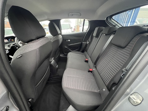 50kWh Active Auto (7kW Charger) 0.0 5dr Hatchback Automatic Electric