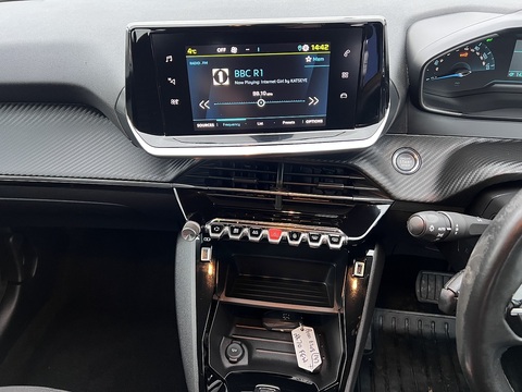 50kWh Active Auto (7kW Charger) 0.0 5dr Hatchback Automatic Electric