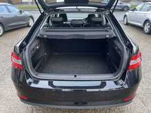 Skoda Superb 2.0 TDI S Hatchback 5dr Diesel Manual Euro 6 (s/s) (150 ps)