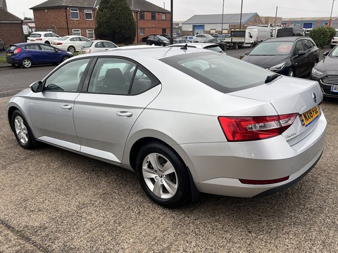 1.6 TDI S Euro 6 1.6 5dr Hatchback Manual Diesel