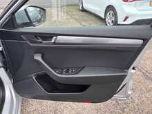 Skoda Superb 1.6 TDI S Hatchback 5dr Diesel Manual Euro 6 (s/s) (120 ps)