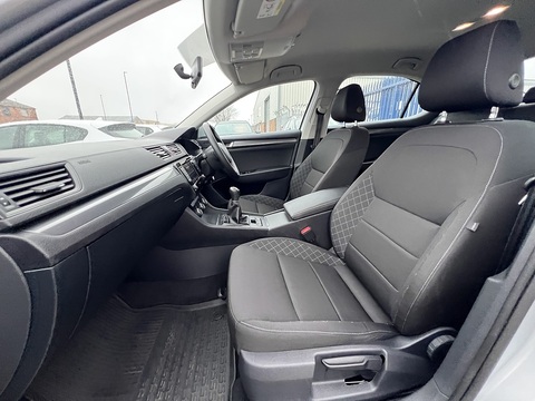 1.6 TDI S Euro 6 1.6 5dr Hatchback Manual Diesel