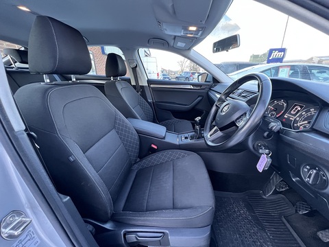 1.6 TDI S Euro 6 1.6 5dr Hatchback Manual Diesel