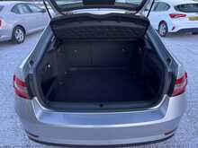 Skoda Superb 1.6 TDI S Hatchback 5dr Diesel Manual Euro 6 (s/s) (120 ps)