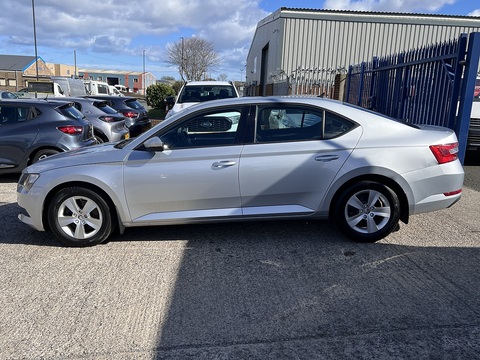 1.6 TDI [115] S (Euro 6) 1.6 5dr Hatchback Manual Diesel