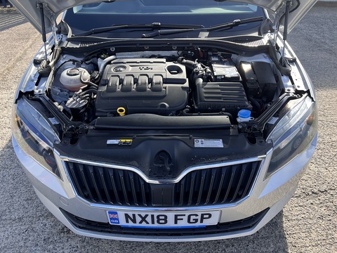 1.6 TDI [115] S (Euro 6) 1.6 5dr Hatchback Manual Diesel