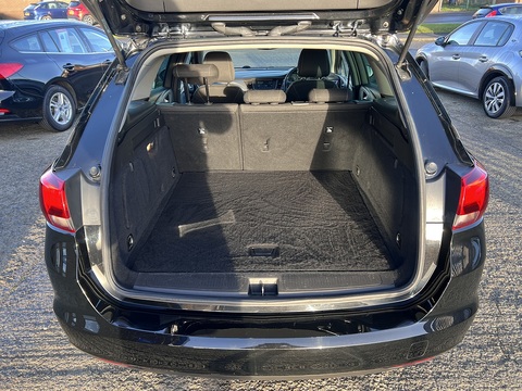 1.6 CDTi [110] Design Sports Tourer [Euro 6] 1.6 5dr Estate Manual Diesel