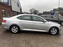 Skoda Superb 2.0 TDI S Hatchback 5dr Diesel Manual Euro 6 (s/s) (150 ps)