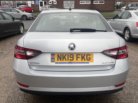 2.0 TDI [150] S (Euro 6) 2.0 5dr Hatchback Manual Diesel