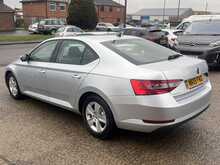 Skoda Superb 2.0 TDI S Hatchback 5dr Diesel Manual Euro 6 (s/s) (150 ps)