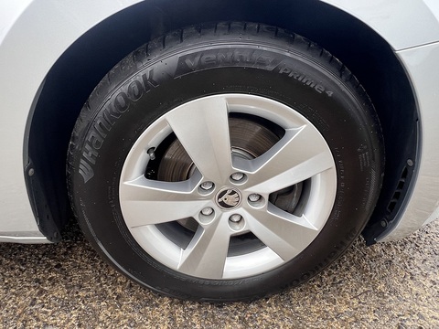 2.0 TDI [150] S (Euro 6) 2.0 5dr Hatchback Manual Diesel