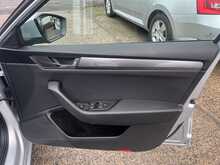 Skoda Superb 2.0 TDI S Hatchback 5dr Diesel Manual Euro 6 (s/s) (150 ps)