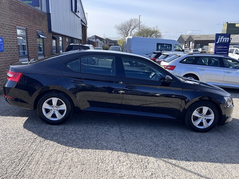 2.0 TDI [150] S (Euro 6) 2.0 5dr Hatchback Diesel