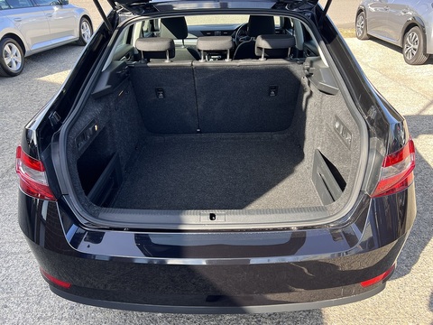 2.0 TDI [150] S (Euro 6) 2.0 5dr Hatchback Diesel