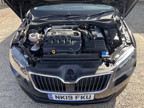 2.0 TDI [150] S (Euro 6) 2.0 5dr Hatchback Diesel