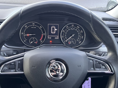 2.0 TDI [150] S (Euro 6) 2.0 5dr Hatchback Manual Diesel