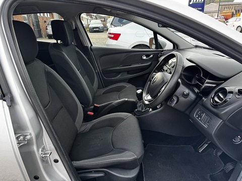 1.5dCi [90] Play 1.5 5dr Hatchback Manual Diesel