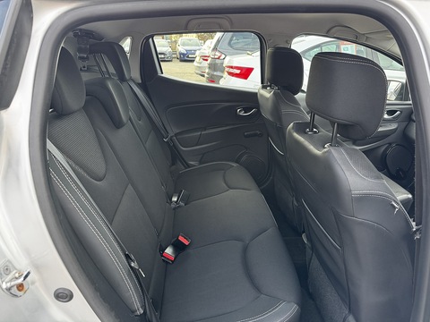 1.5dCi [90] Play 1.5 5dr Hatchback Manual Diesel