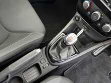 Renault Clio 1.5 dCi [90] Play 5-Door Hatchback Euro 6 Diesel Manual