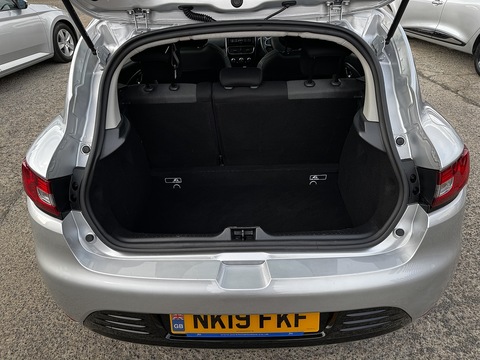 1.5dCi [90] Play 1.5 5dr Hatchback Manual Diesel