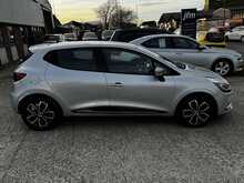 Renault Clio 1.5 dCi [90] Play 5-Door Hatchback Euro 6 Diesel Manual