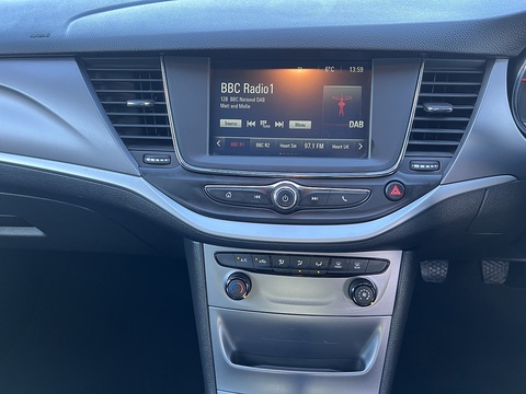 1.6 CDTi [110] Design Sports Tourer [Euro 6] 1.6 5dr Estate Manual Diesel