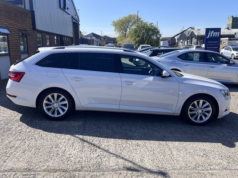 2.0 TDI [150] SE (Euro 6) 2.0 5dr Estate Manual Diesel