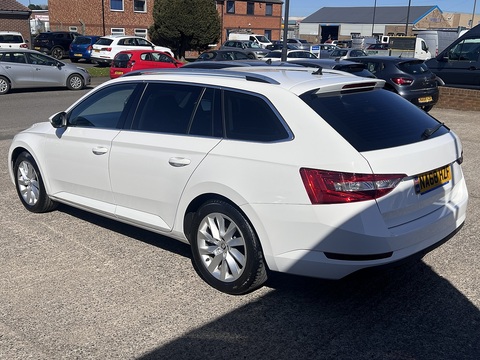 2.0 TDI [150] SE (Euro 6) 2.0 5dr Estate Manual Diesel