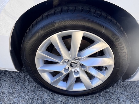 2.0 TDI [150] SE (Euro 6) 2.0 5dr Estate Manual Diesel