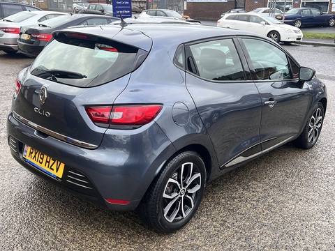 1.5dCi [90] Play 1.5 5dr Hatchback Manual Diesel