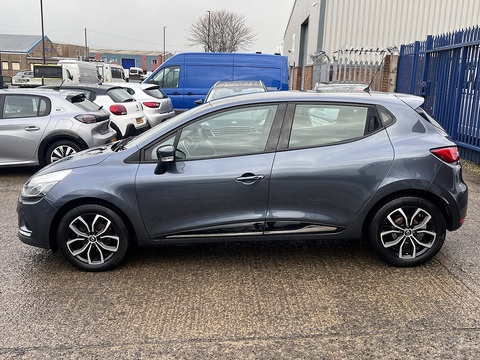 1.5dCi [90] Play 1.5 5dr Hatchback Manual Diesel