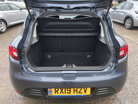 1.5dCi [90] Play 1.5 5dr Hatchback Manual Diesel