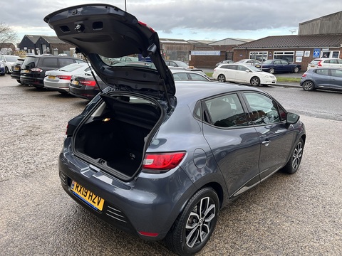 1.5dCi [90] Play 1.5 5dr Hatchback Manual Diesel