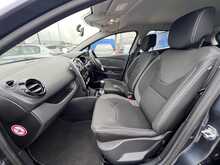 Renault Clio 1.5 dCi [90] Play 5-Door Hatchback Euro 6 Diesel Manual