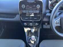 Renault Clio 1.5 dCi [90] Play 5-Door Hatchback Euro 6 Diesel Manual