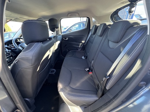 1.5dCi [90] Play 1.5 5dr Hatchback Manual Diesel