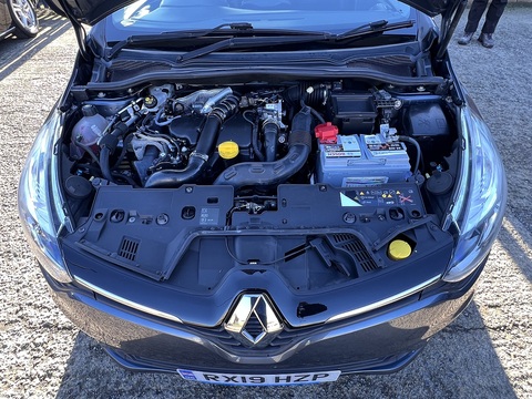 1.5dCi [90] Play 1.5 5dr Hatchback Manual Diesel