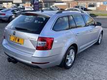 Skoda Octavia 1.6 TDI SCR SE Technology Euro 6 Diesel Manual Estate Car