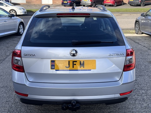 1.6 TDI SCR SE Technology (Euro 6) 1.6 5dr Estate Manual Diesel