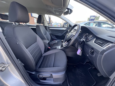 1.6 TDI SCR SE Technology (Euro 6) 1.6 5dr Estate Manual Diesel