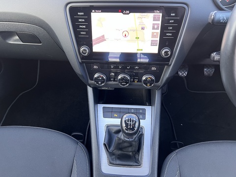 1.6 TDI SCR SE Technology (Euro 6) 1.6 5dr Estate Manual Diesel