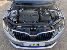 Skoda Octavia 1.6 TDI SCR SE Technology Euro 6 Diesel Manual Estate Car