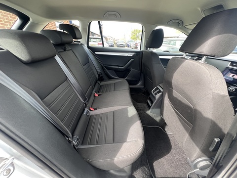 1.6 TDI SCR SE Technology (Euro 6) 1.6 5dr Estate Manual Diesel