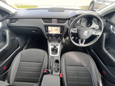 1.6 TDI SCR SE Technology (Euro 6) 1.6 5dr Estate Manual Diesel