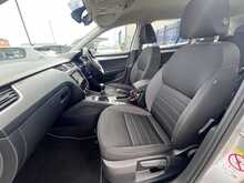 Skoda Octavia 1.6 TDI SCR SE Technology Euro 6 Diesel Manual Estate Car
