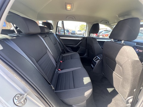 1.6 TDI SCR SE Technology (Euro 6) 1.6 5dr Estate Manual Diesel