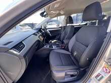 Skoda Octavia 1.6 TDI SCR SE Technology Euro 6 Diesel Manual Estate Car
