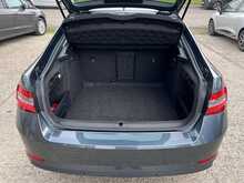 Skoda Superb 1.6 TDI SE Technology DSG (Euro 6) Diesel Hatchback